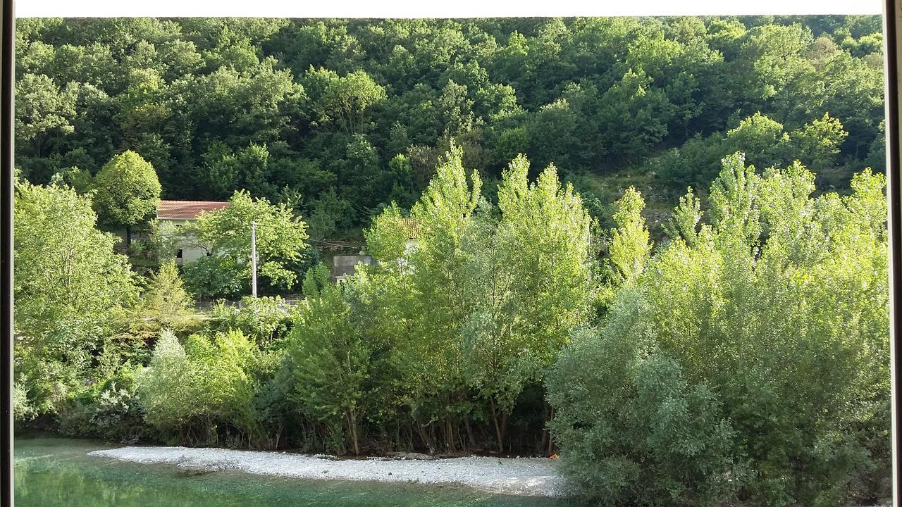 Motel And Restaurant Odusak Dreznjak Exterior foto